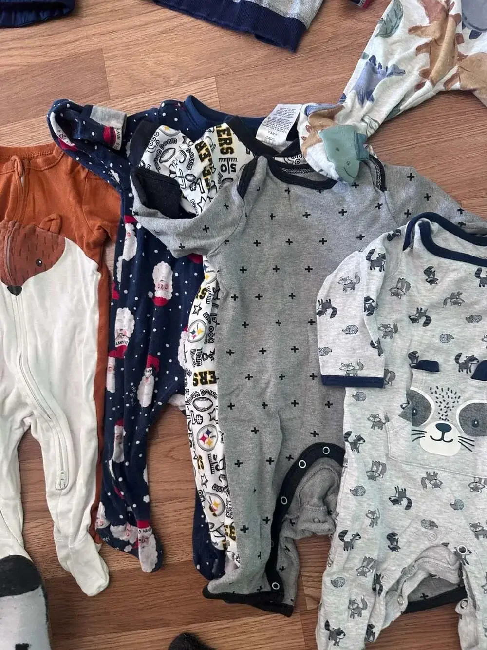 Assorted (Nike, Carters, Old Navy, Child of Mine) 14 piece